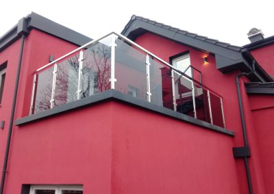 Balkonske ograde – inox i staklo